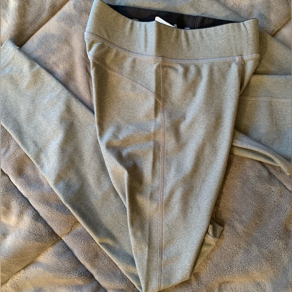 EUC Under Armour HeatGear® Armour Leggings grey S - Picture 8 of 13